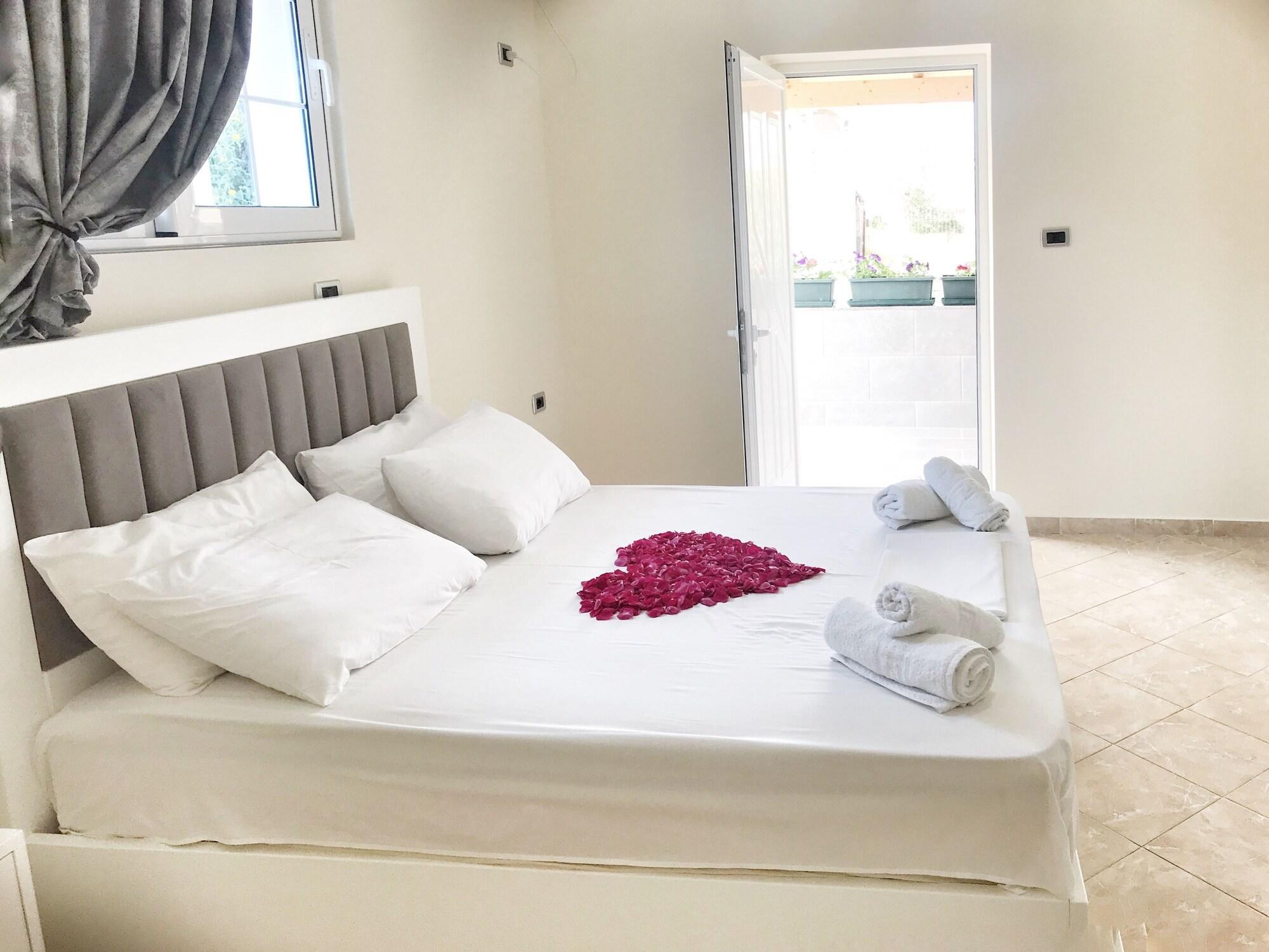 Prive Hotel And Apartment Ksamil Luaran gambar