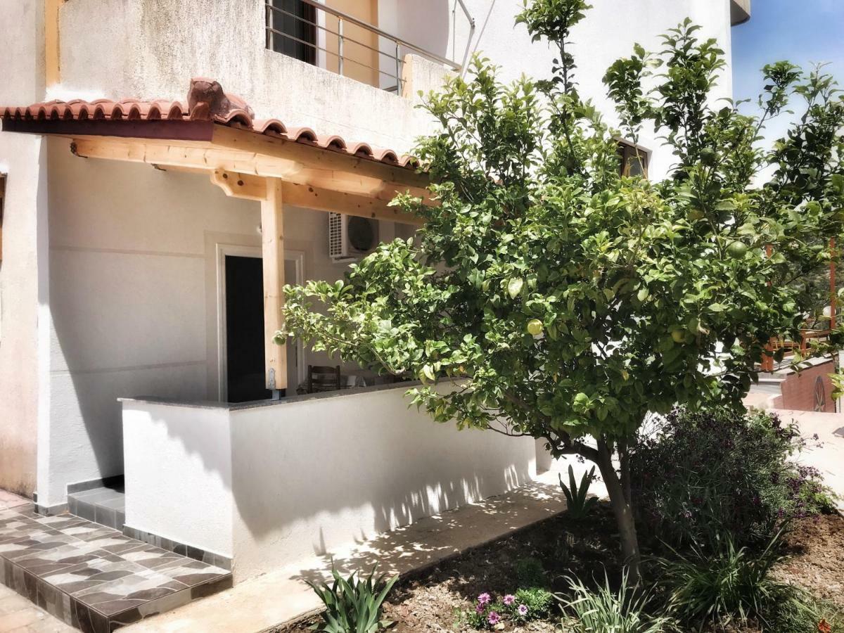 Prive Hotel And Apartment Ksamil Luaran gambar